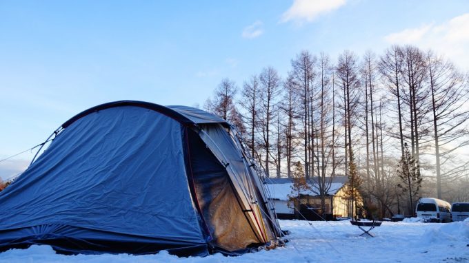 冬キャンプ、ツールームテント