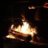 【BBQの火熾し】団扇で扇いでも全然炭に火が点かないんですけど、どうすればいいの?