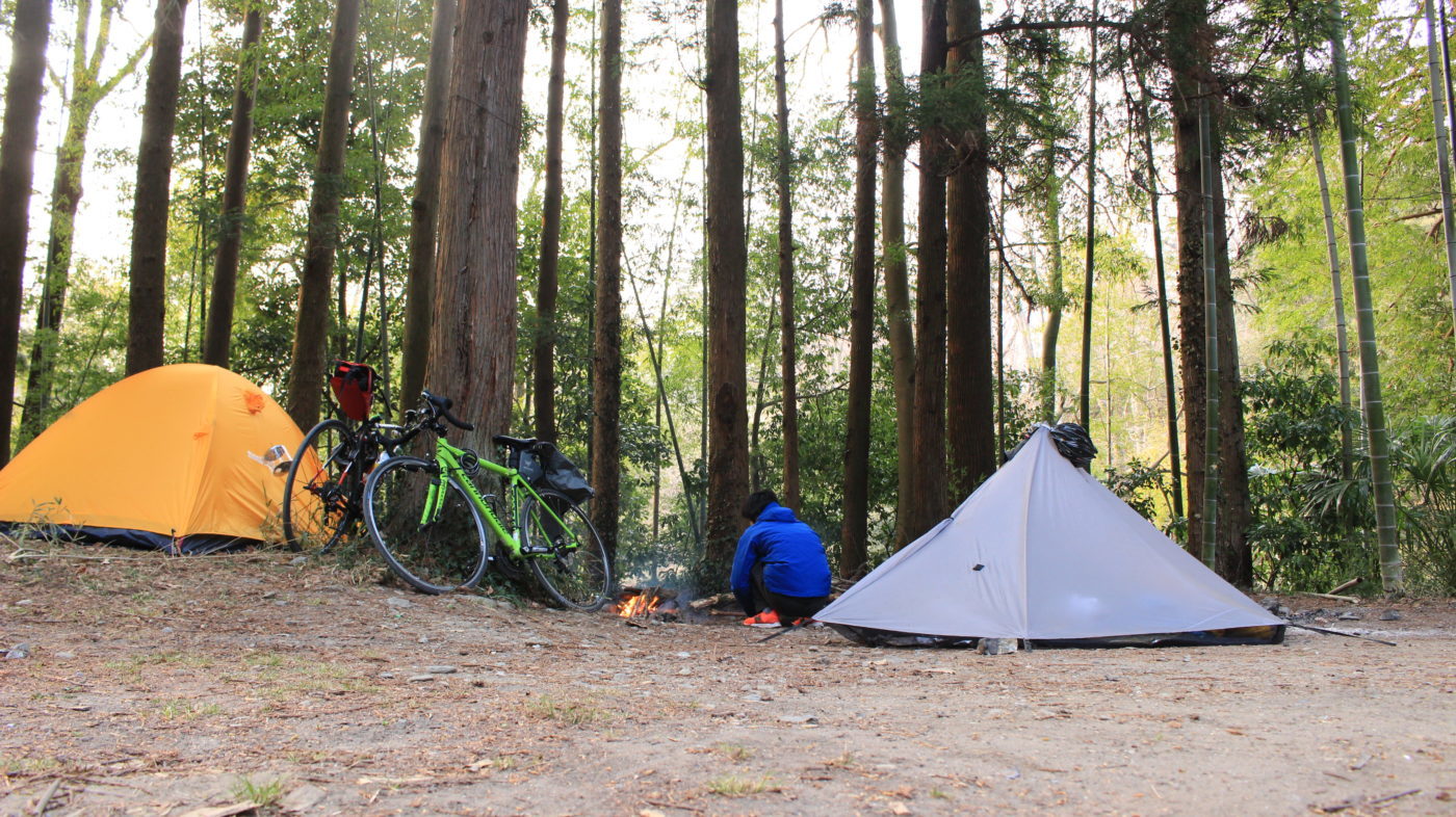 自転車でのキャンプの仕方