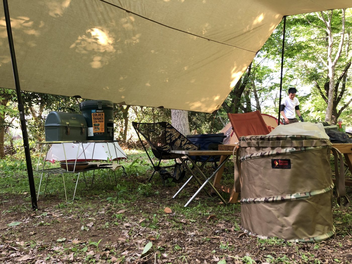 レビュー オレゴニアンキャンパーのゴミ箱はキャンプサイトに溶け込むトラッシュボックス キャンプ初心者向け総合情報ブログ Hyper Camp Creators