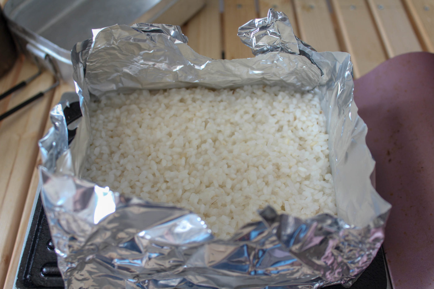 テンマクデザインの男前グリルプレートで米を炊く方法
